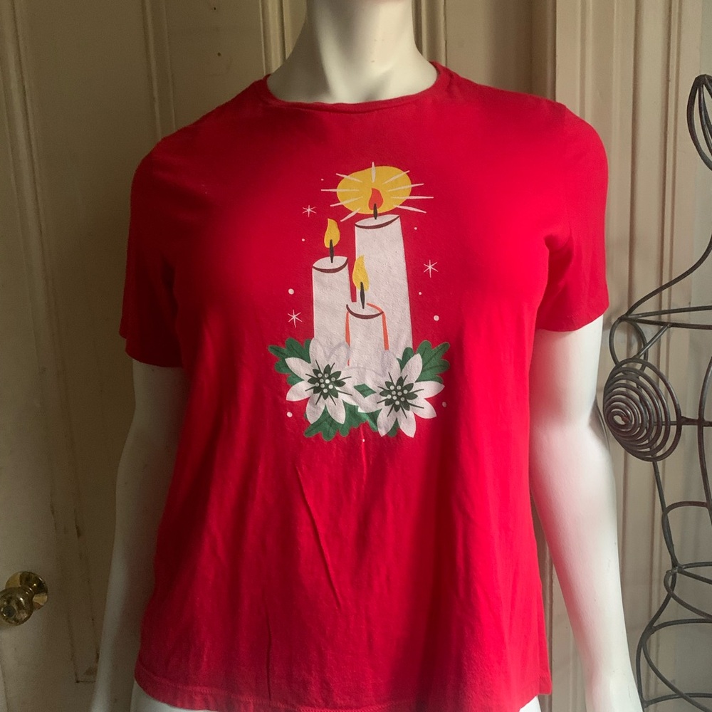 NWOT Bella Canvas Scarlet Cotton Tee with Vintage Candles